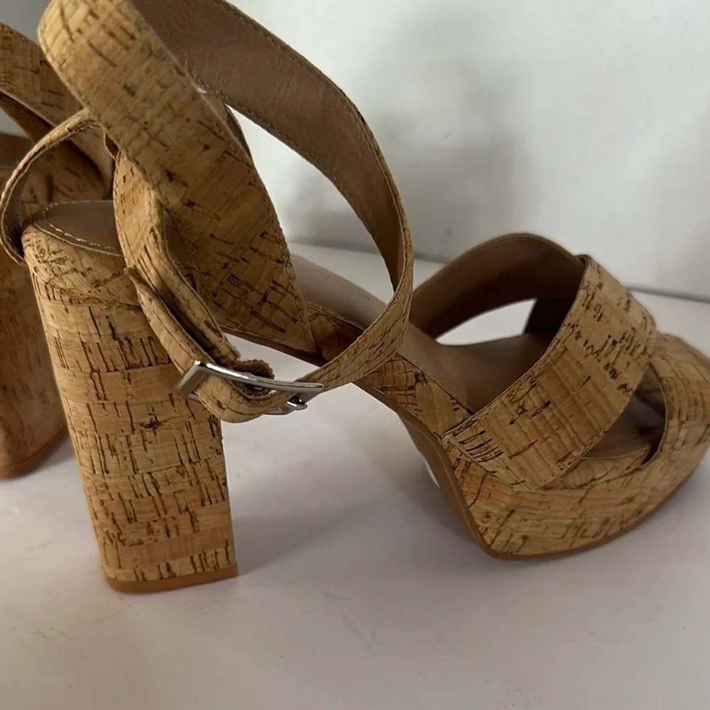 Torrid Women's Cork Platform Sandals - Size 7W - Wide Fit - Crisscross Straps
